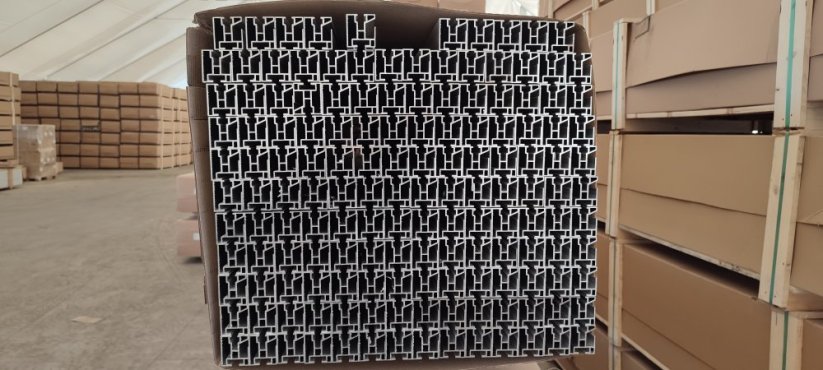 HNP1 hliníkový profil 4,3m 45x40mm